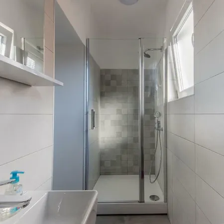 Tara & Ana Διαμέρισμα Πούλα