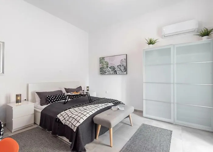 Tara & Ana Apartamento Pula